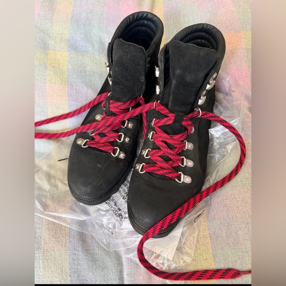 Sorel boots Women’s size 8 - Picture 5 of 8